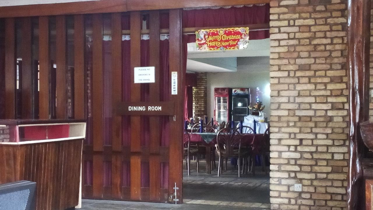 White Horse Inn Kabale Exterior photo